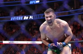Dricus Du Plessis celebrates after defeating Robert Whittaker in a middleweight bout during UFC 290 at T-Mobile Arena on July 08, 2023 in Las Vegas, Nevada. 