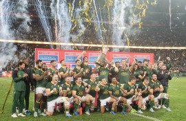 Springbok rugby team celebrates after defeating New Zealand at the end of the Rugby Championship Test match. AFP/Rodger Bosch