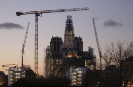 the wooden structure of the new spire in place at Notre-Dame de Paris Cathedral. AFP/Ludovic Marin