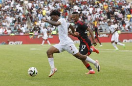Omega Mdaka of Stellenbosch FC and Mohau Nkota of Orlando Pirates. BackpagePix/Gavin Barker