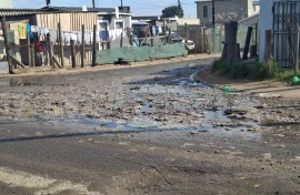 Roads in the small town are covered in raw sewage. eNCA/Nobesuthu Hejana