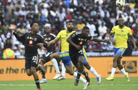 Orlando Pirates VS Mamelodi Sundowns