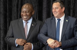 President Cyril Ramaphosa and Minister of Agriculture John Steenhuisen. AFP/Rodger Bosch 