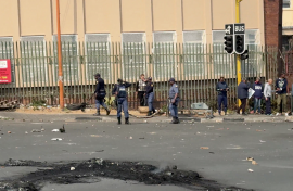 Police on the scene of the protest in Coronationville. eNCA/Nabeelah Shaikh