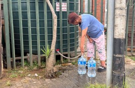 Communities like Coronationville say they’ve been without water for two weeks. eNCA/Nabeelah Shaikh