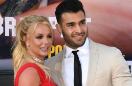 US singer Britney Spears (L) and husband Sam Asghari are heading for divorce, celebrity media outlets are reporting
