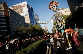 Skeletons with flower crowns are  a usual sight on Day of the Dead in Mexico
