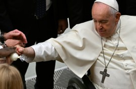 For observers, it was a sign of the pope's delicate balancing act  