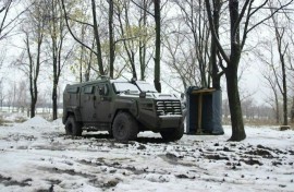 First snow falls in east Ukraine as Russian invasion drags into winter
