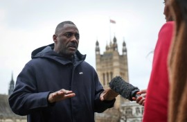 Actor Idris Elba wants a ban on machetes and other knives 