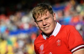 Wales fly-half Sam Costelow
