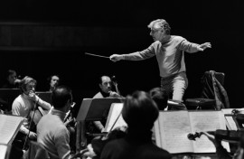 US conductor and composer Leonard Bernstein -- seen here in 1971 rehearsing with the Orchestre de Paris -- is the subject of 'Maestro'