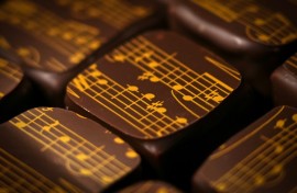For 'Maestro', about US composer Leonard Bernstein, she used cocoa butter to draw musical note bars