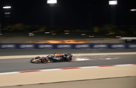 Max Verstappen en route to pole in Bahrain 