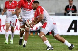 Mohamed Haouas (R) has spent a year with Biarritz after Clermont cancelled his contract