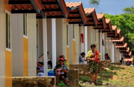 Inhabitants of the threatened island of Carti Sugtupu are trading their ancestral home for a newly-built settlement in the Guna Yala Indigenous region of Panama's Caribbean coast