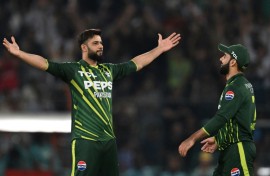 Pakistan's Imad Wasim  has been passed fit to face India in the T20 World Cup on Sunday