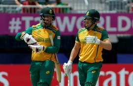 Rescue act: South Africa's David Miller and Heinrich Klaasen in the middle against Bangladesh on Monday