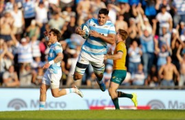 Joaquin Oviedo dives over to score as Argentina thrashed Australia