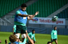 Hugo Auradou takes part in a training session with his club Pau -- he is expected to play on Saturday