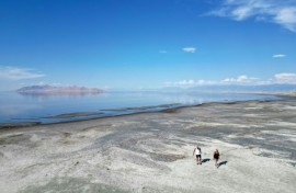 The bed of the Great Salt Lake contains arsenic and toxic heavy metals, which can contaminate the atmosphere during dust storms if exposed to the open air by falling levels