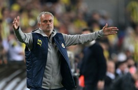 Fenerbahce coach Jose Mourinho faces former club Manchester United on Thursday