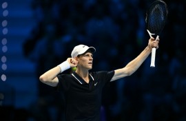 Jannik Sinner eggs on the Turin crowd on the way to victory over Taylor Fritz 