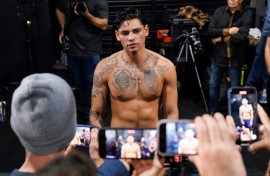 American boxer Ryan Garcia has suffered a wrist injury in training that forced postponement of a planned December 30 exhibition in Tokyo against Japanese kickboxer Rukiya Anpo