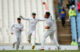 South Africa's Dane Paterson (R) claimed his second career Test five-wicket haul 
