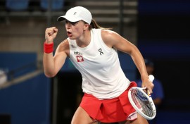 Iga Swiatek beat Britain's Katie Boulter at the United Cup