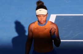 Naomi Osaka retired after winning the first set in Auckland