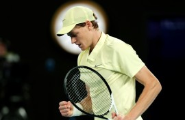 Jannik Sinner celebrates match point against Ben Shelton