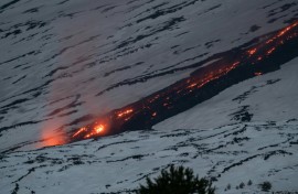 Etna's current lava flow is due to a so-called "effusive eruption".