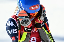 Mikaela Shiffrin failed to qualify for the second run of Saturday's giant slalom in Sestriere