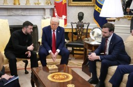 US President Donald Trump (C) and Vice President JD Vance (R) meet with Ukrainian President Volodymyr Zelensky (L) in the Oval Office on February 28, 2025