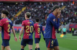 Barcelona's Uruguayan defender Ronald Araujo celebrates scoring his team's third goal against Real Sociedad