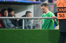 Bayern Munich goalie Manuel Neuer was subbed out after injuring his calf on Wednesday