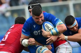 Six Nations mission: Italy back-row Sebastian Negri (C) 