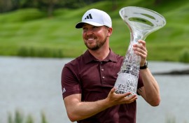 England's Richard Mansell won in Singapore