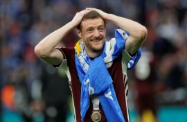 Jamie Vardy celebrates Leicester's FA Cup triumph in 2021