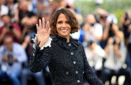 Bye-bye, long trains... American actor Halle Berry at Cannes