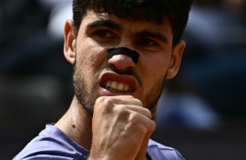 Carlos Alcaraz beat Jack Draper to reach the semi-finals of the Italian Open on Wednesday