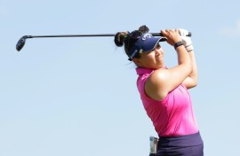Brianna Do grabbed a share of the lead at the LPGA Tour's Mexico Riviera Maya Open on Thursday