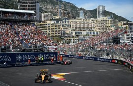 Norris leads Leclerc in the jewel in the F1 calendar