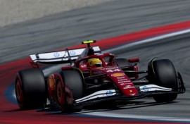 Lewis Hamilton targets a first podium with Ferrari