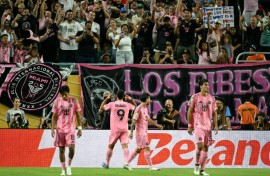Luis Suarez scored in Inter Miami's 2-2 draw with Palmeiras which saw both teams go through to the last 16 of the Club World Cup.
