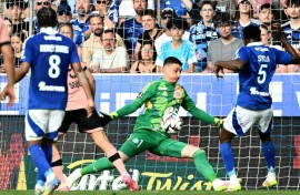 Chelsea goalkeeper Djordje Petrovic has joined Bournemouth