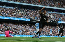 Brennan Johnson put Tottenham on course to win at Man City