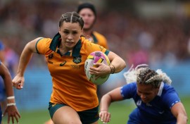 Australia's Desiree Miller scored a hat-trick of tries in her side's 73-0 humbling of Samoa in the women's Rugby World Cup