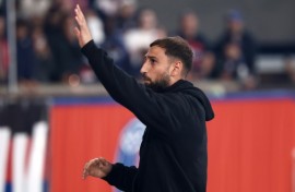 Gianluigi Donnarumma was cheered by PSG supporters in August as the players paraded the Champions League trophy